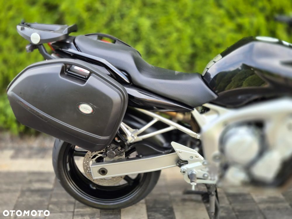 Yamaha FZ6 - 10