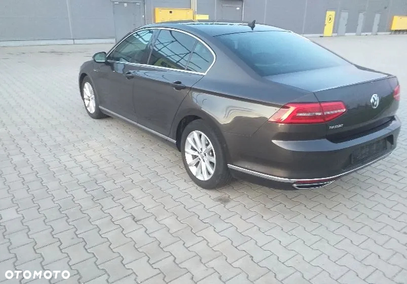 Volkswagen Passat 2.0 TDI Bi-Turbo BMT 4Mot Highline DSG - 7