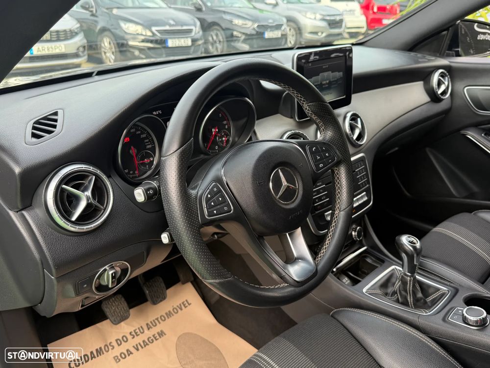 Mercedes-Benz CLA 180 d Shooting Brake Urban - 19