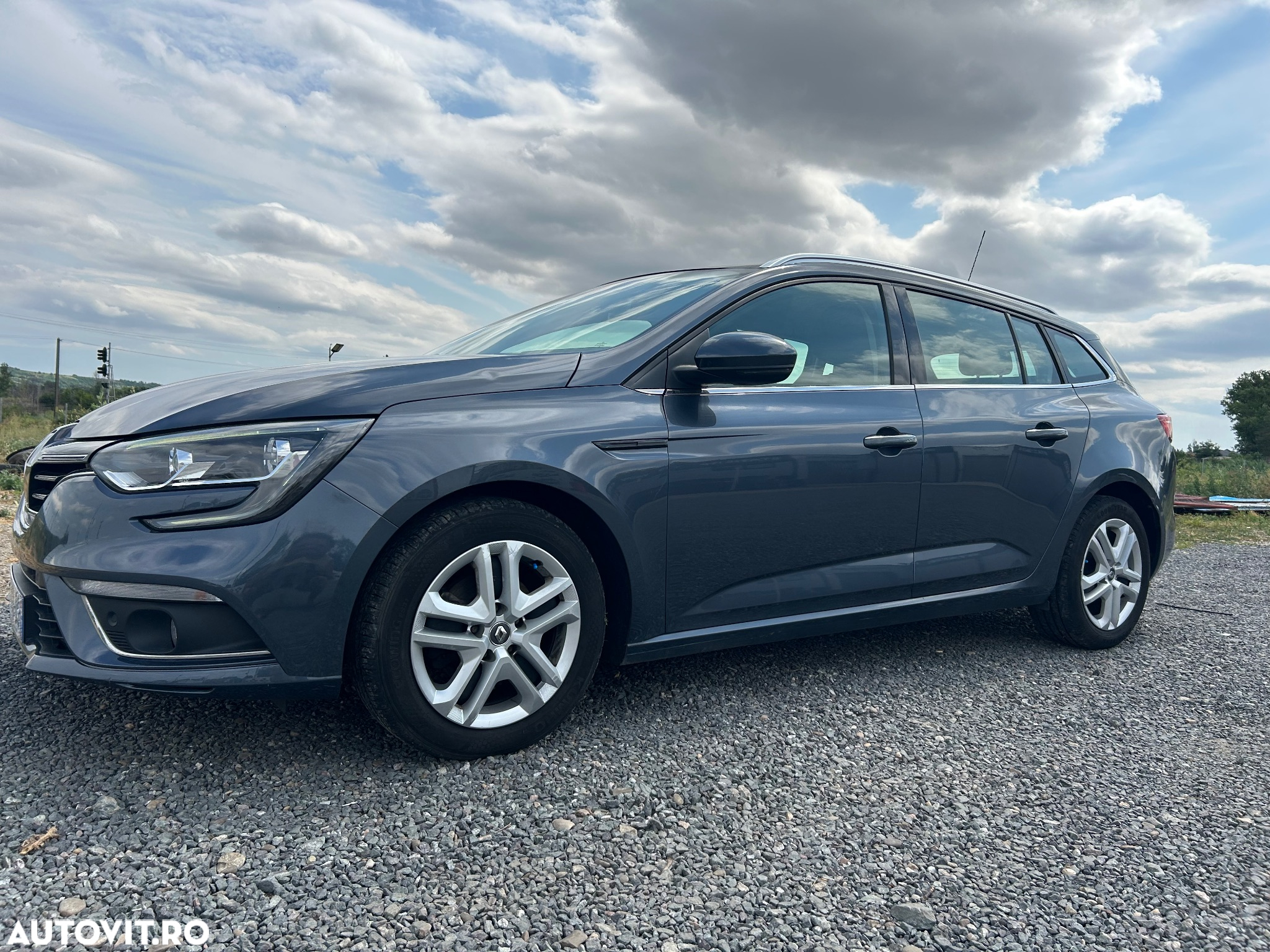 Renault Megane ENERGY dCi 110 EDC BUSINESS - 9