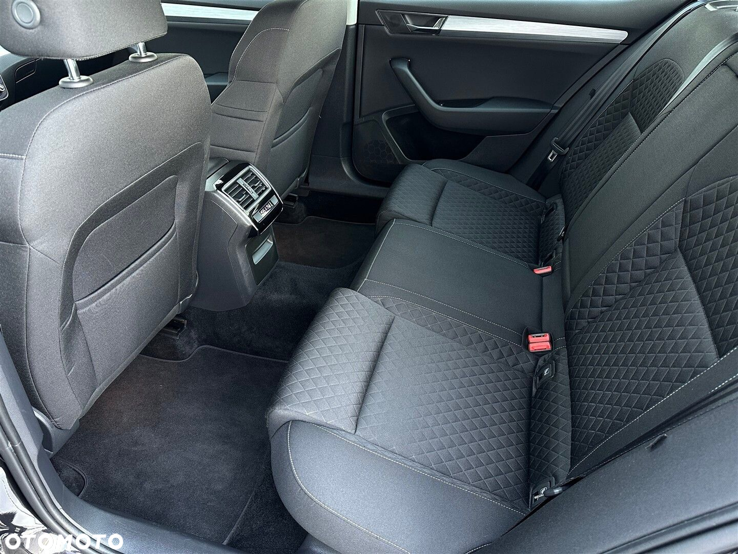 Skoda Superb - 12