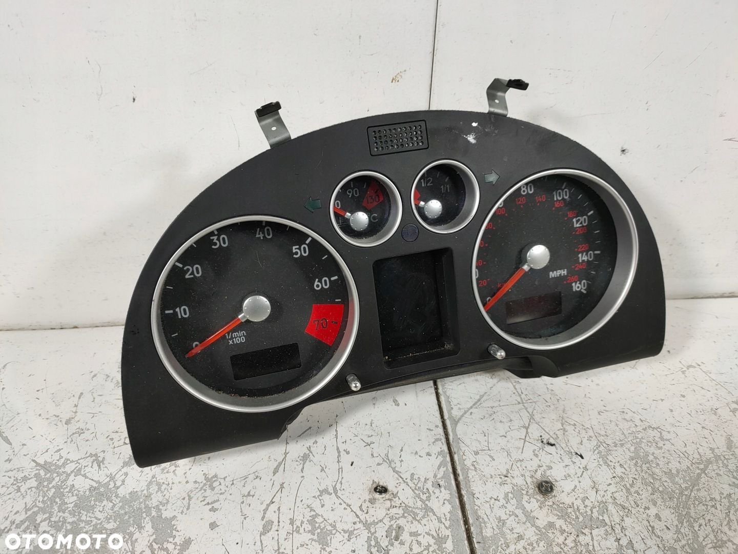 AUDI TT 8N 1.8T 1.8 TURBO 98-05 LICZNIK ZEGARY 8N2920980A - 1
