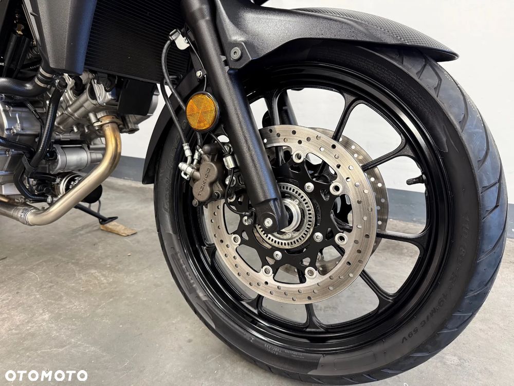 Suzuki V-STROM - 7