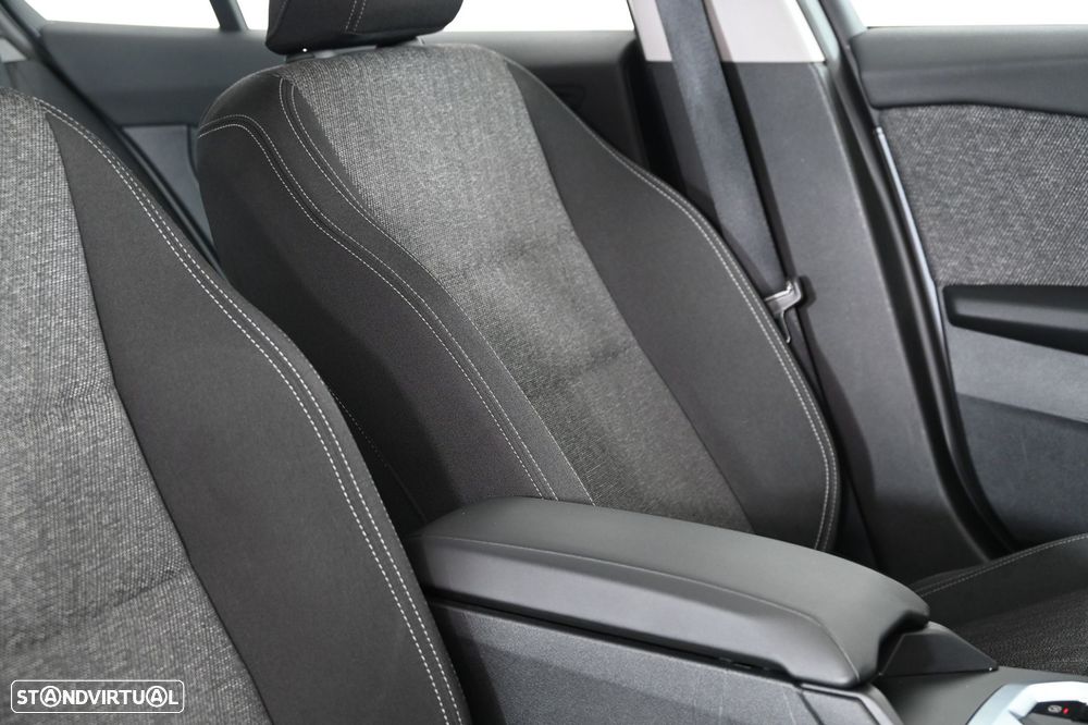 BMW 116 Standard - 26