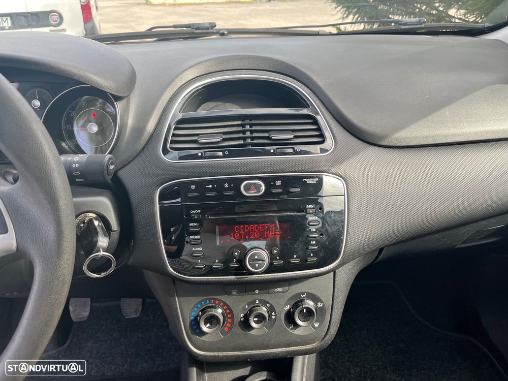 Fiat Punto 1.2 Lounge S&S - 35
