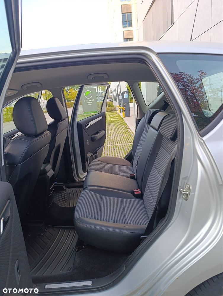 Mercedes-Benz Klasa A 150 Avantgarde - 9