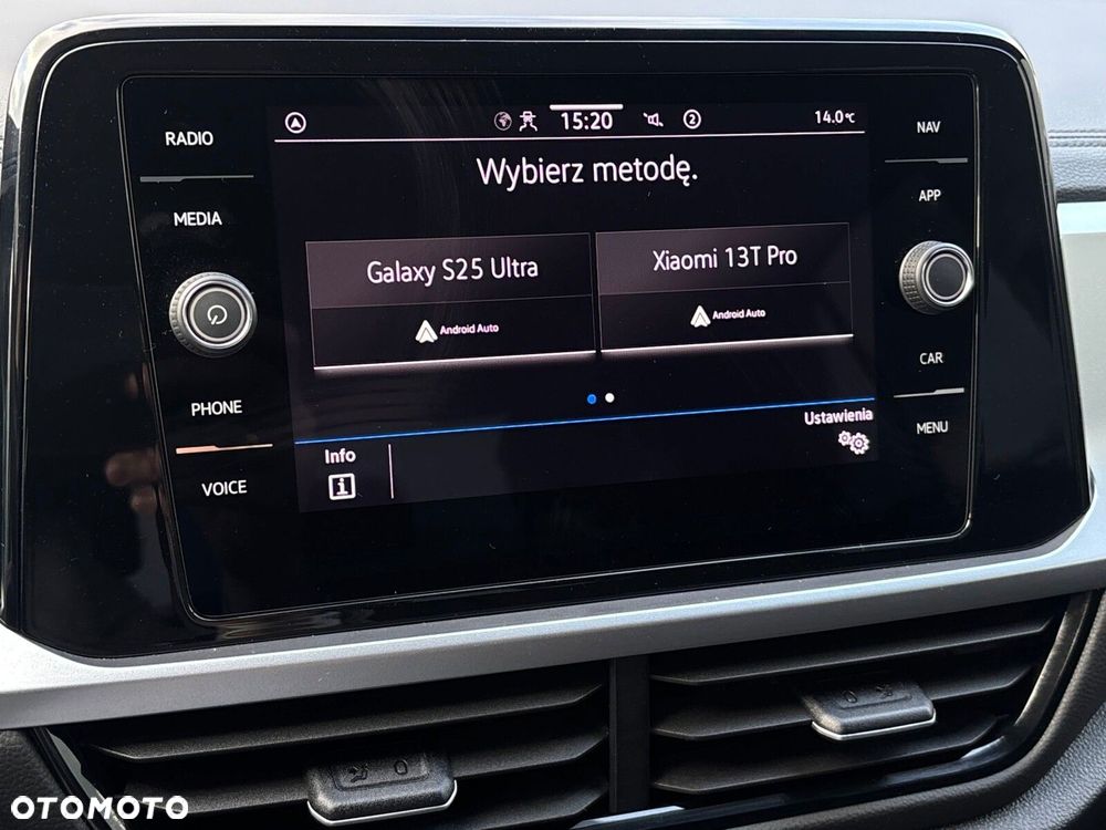 Volkswagen T-Roc 1.5 TSI Life - 25