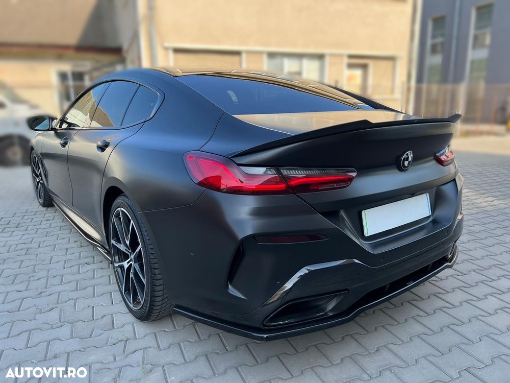 BMW Seria 8 - 12