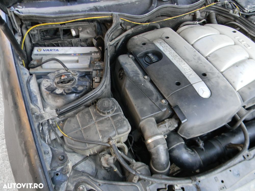 Dezmembrari  Mercedes-Benz C-CLASS (W203)  2000  > 2007 C 200 CDI (20 - 3