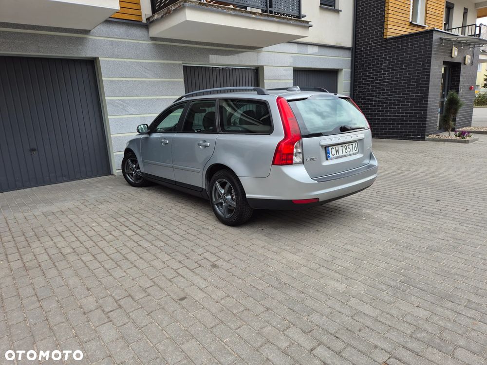 Volvo V50 2.0D Momentum - 4