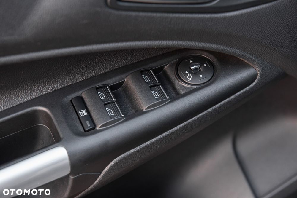 Ford Tourneo Connect 1.0 EcoBoost Start-Stop Titanium - 22