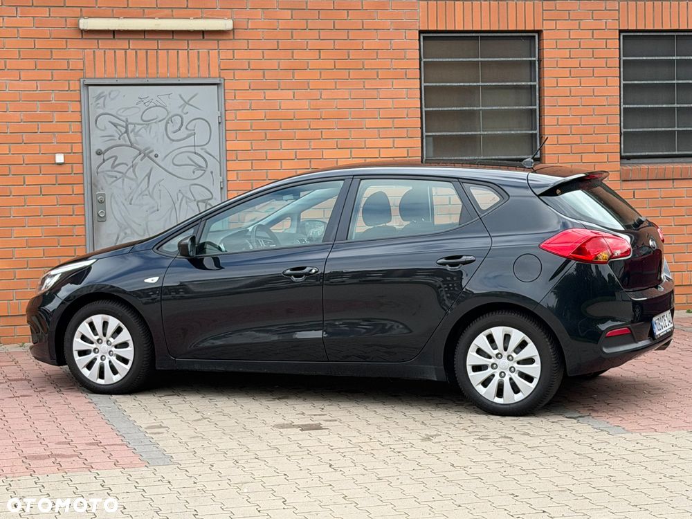 Kia Ceed 1.4 L - 9