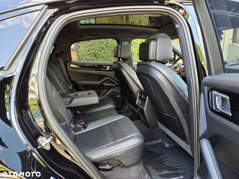 Porsche Cayenne E-Hybrid - 40