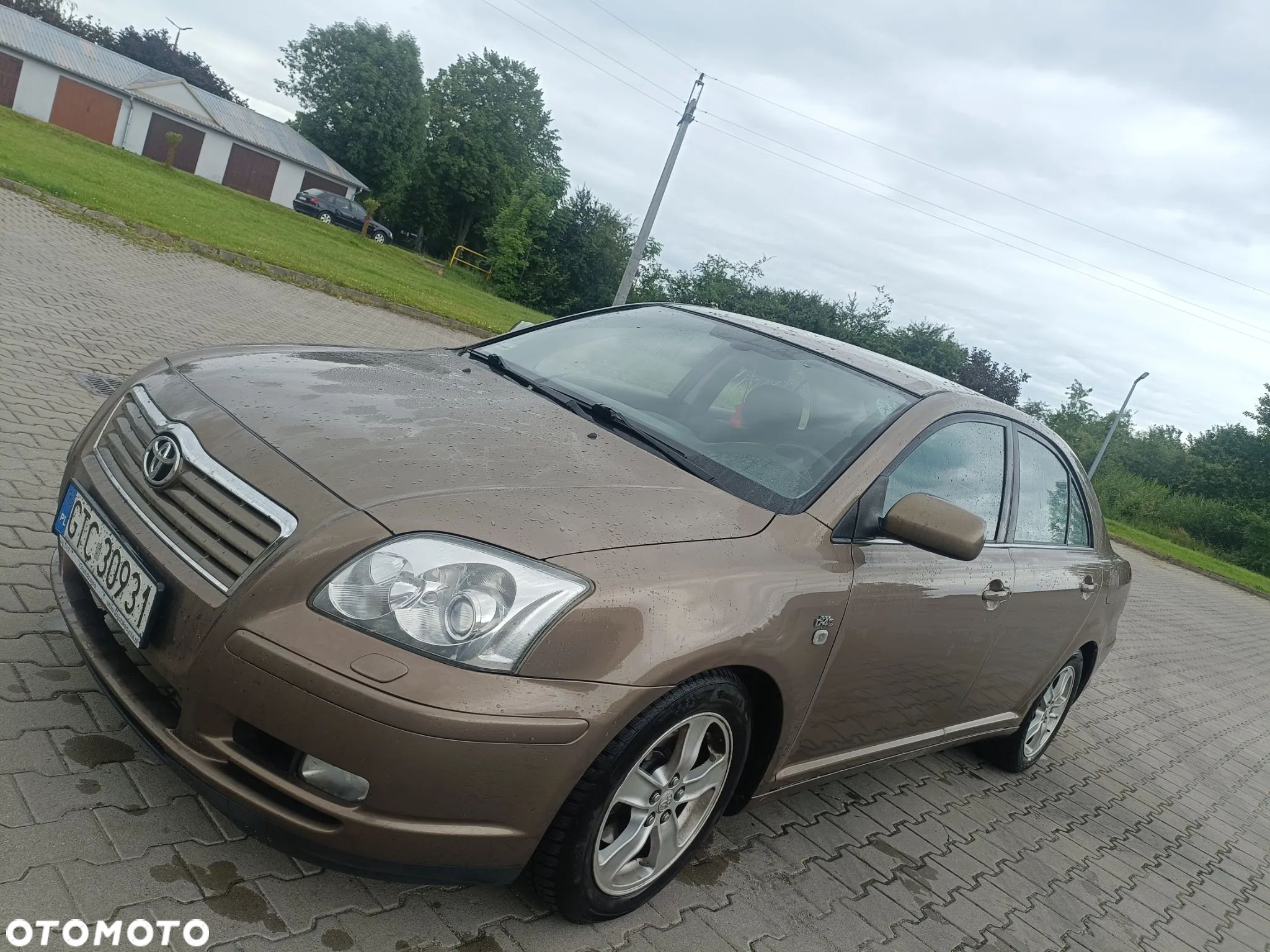 Toyota Avensis 2.0 D-4D High - 1