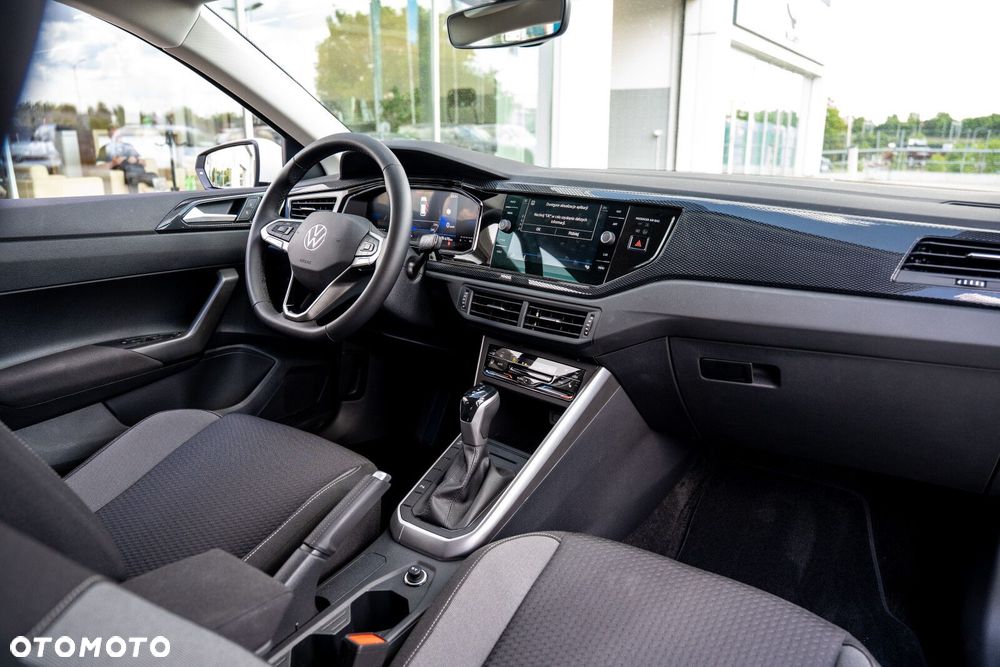 Volkswagen Polo - 8