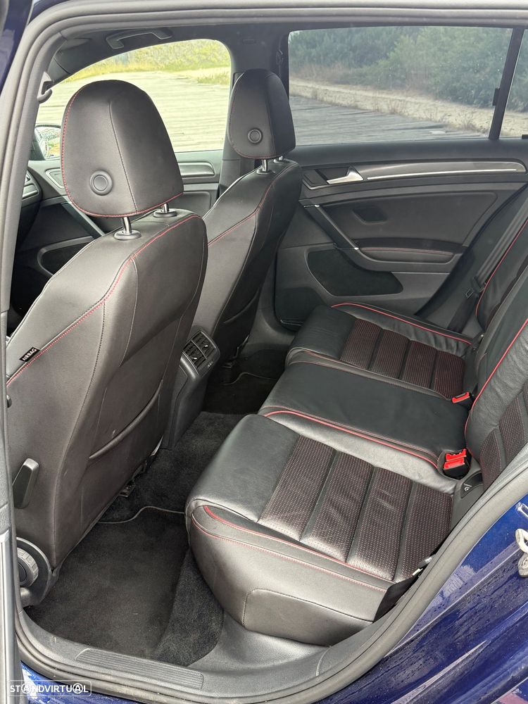 VW Golf 2.0 TSI GTI DSG Performance - 10