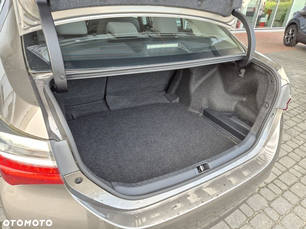 Toyota Corolla 1.6 Premium EU6 - 24