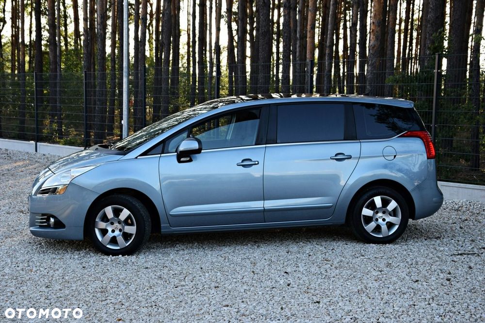 Peugeot 5008 - 14