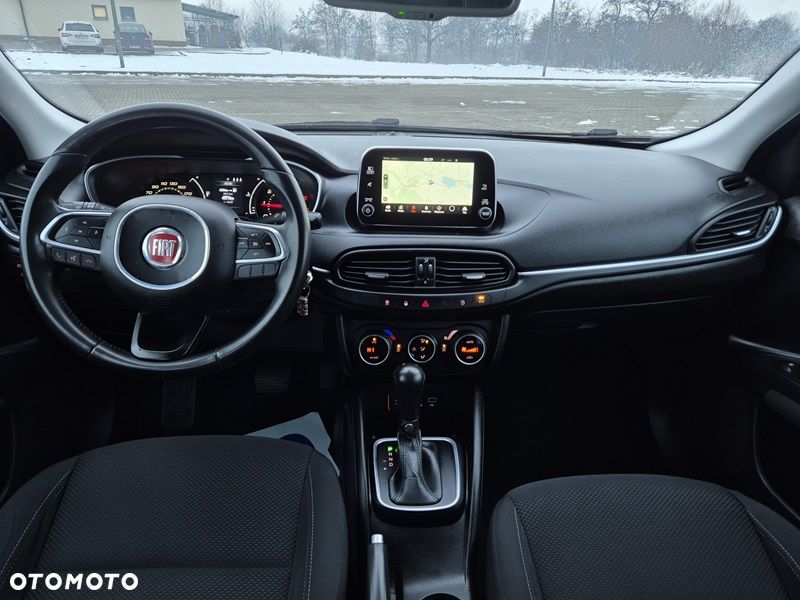 Fiat Tipo 1.6 MultiJet DCT Lounge - 12
