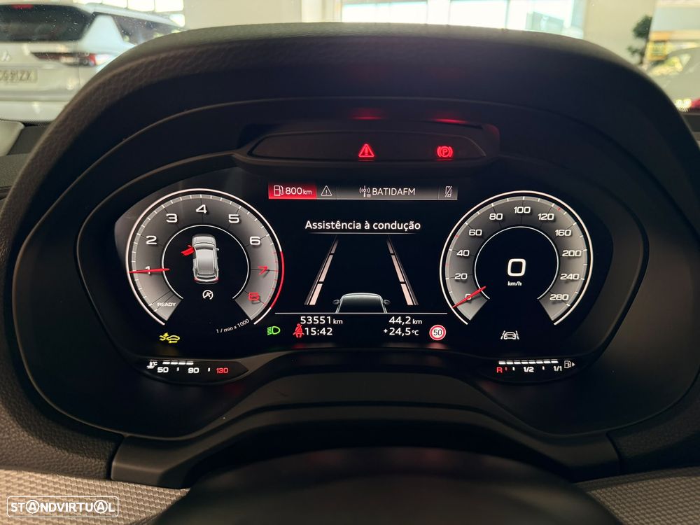 Audi Q2 30 TFSI - 11