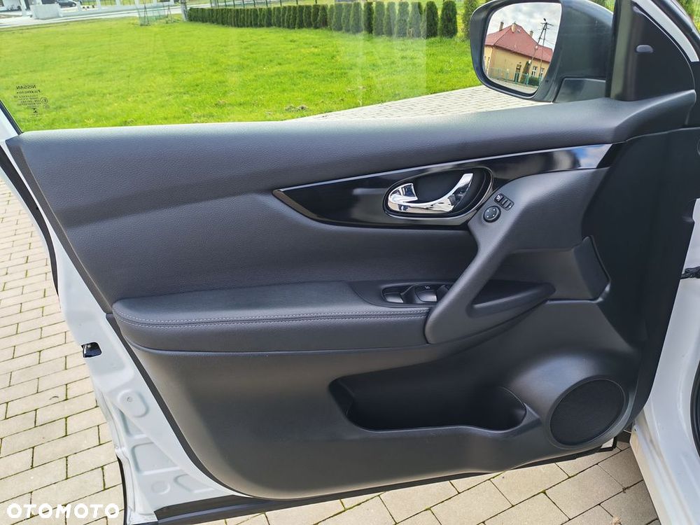 Nissan Qashqai 1.5 dCi DPF 360 - 13