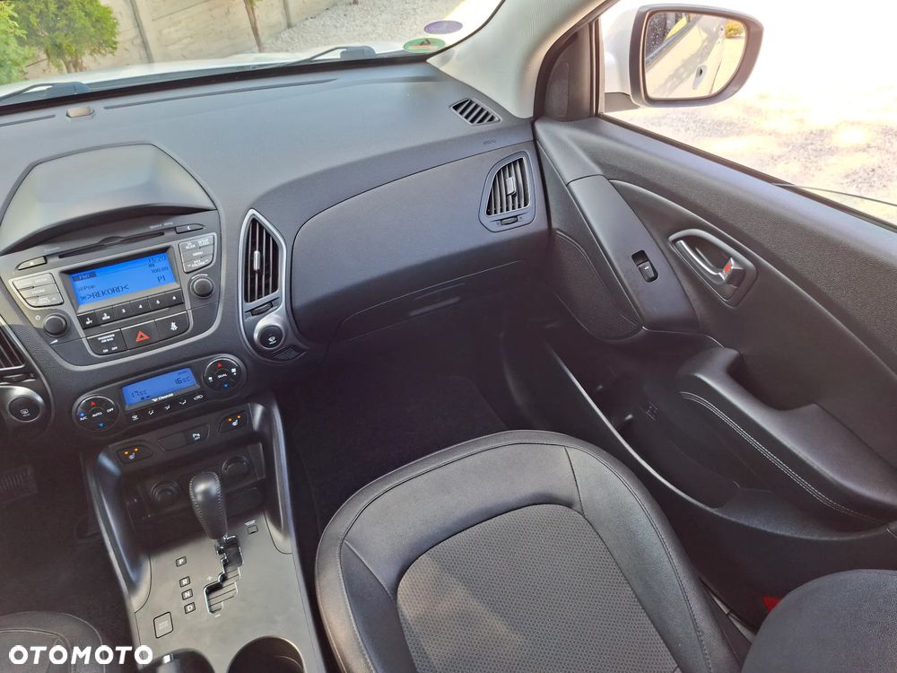 Hyundai ix35 2.0 2WD Automatik Trend - 32