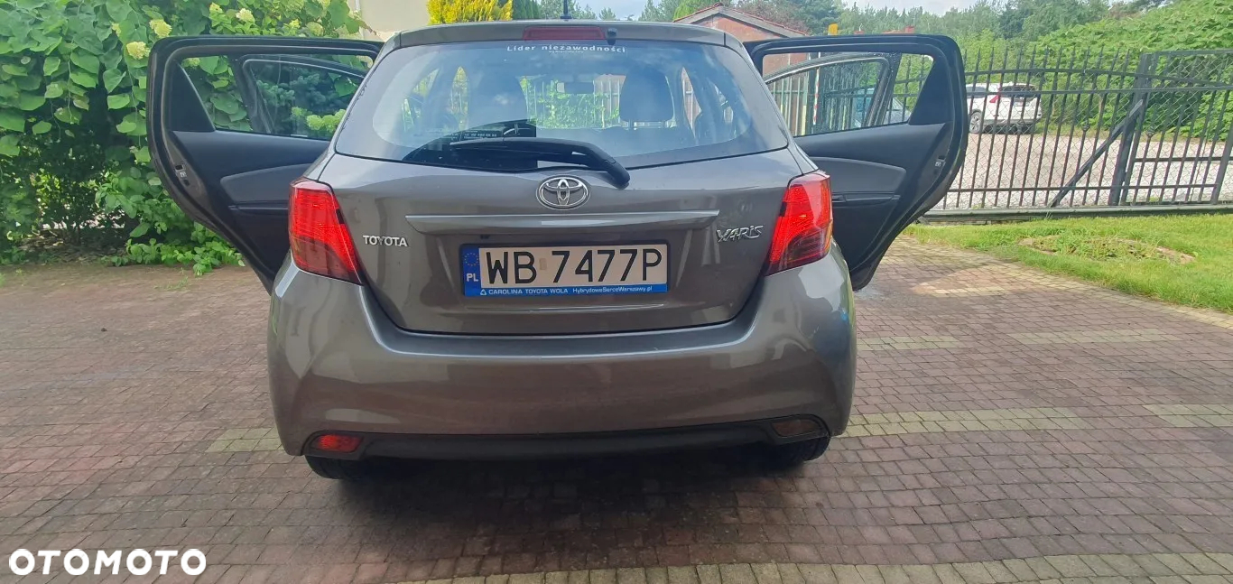 Toyota Yaris 1.33 Life EU6 - 14