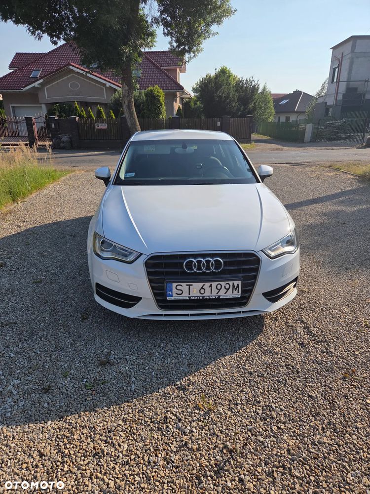 Audi A3 Sportback - 4