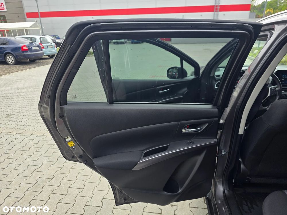 Suzuki S-Cross - 27
