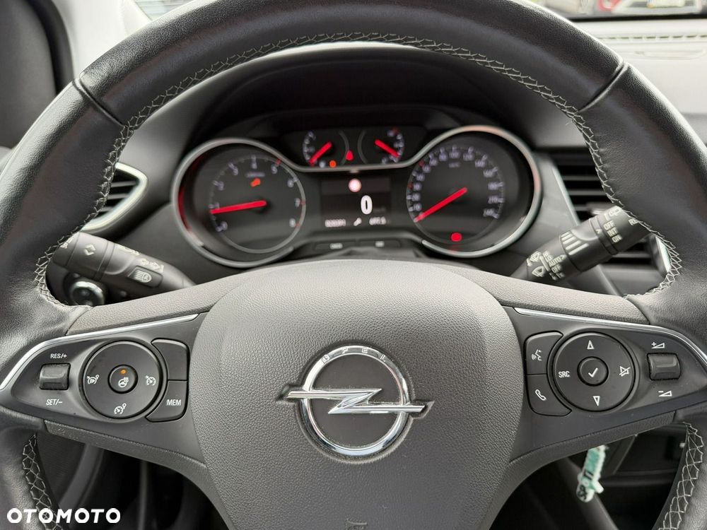 Opel Crossland 1.2 T Elegance - 11