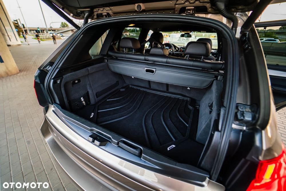 BMW X5 xDrive25d - 14