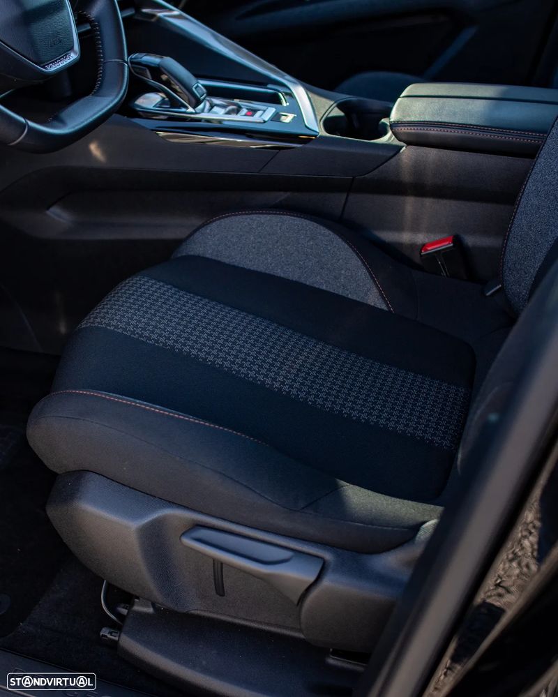 Peugeot 3008 1.5 BlueHDi Allure Baixo Consumo EAT8 - 11