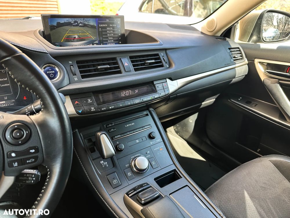 Lexus CT 200h Executive - 11