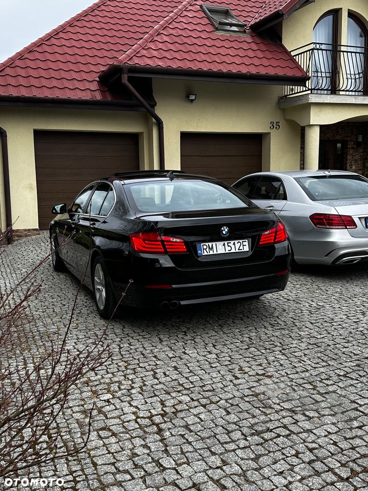 BMW Seria 5 528i xDrive - 6