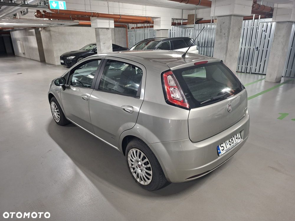 Fiat Grande Punto - 4