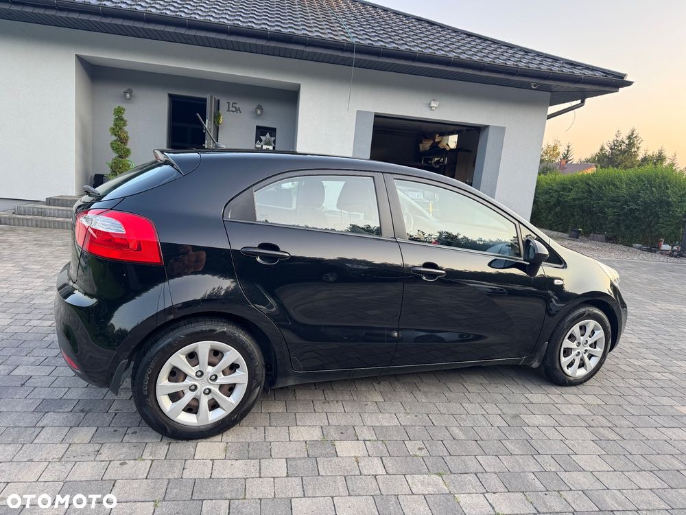 Kia Rio 1.2 Attract - 6