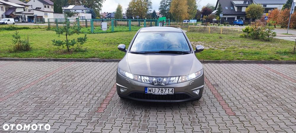 Honda Civic 1.8 Executive - 4