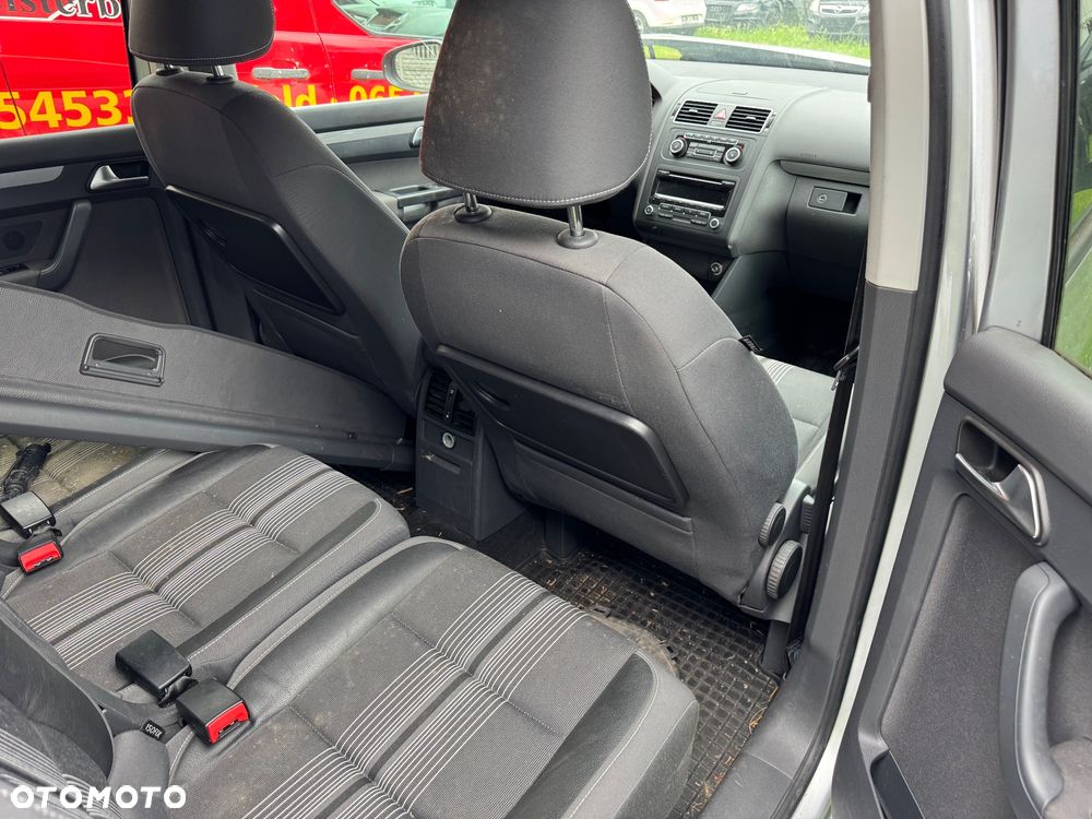 Volkswagen Touran 1.4 TSI DSG MATCH - 6