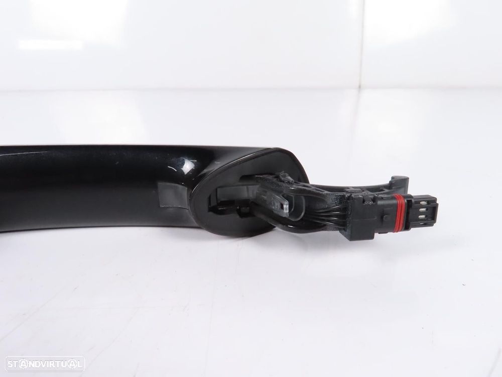 Punho da porta Esquerdo/Trás/Exterior Usado / Original BMW 7 (G11, G12) 51217472... - 3
