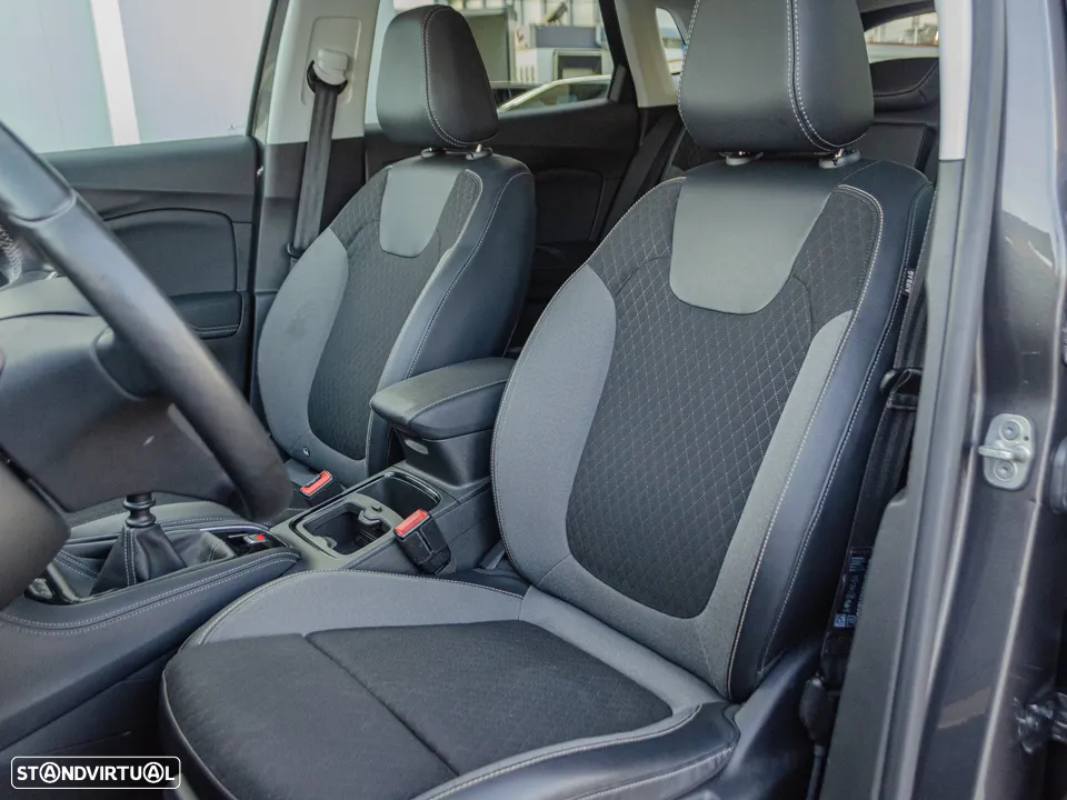 Opel Grandland X 1.2 T Innovation - 31