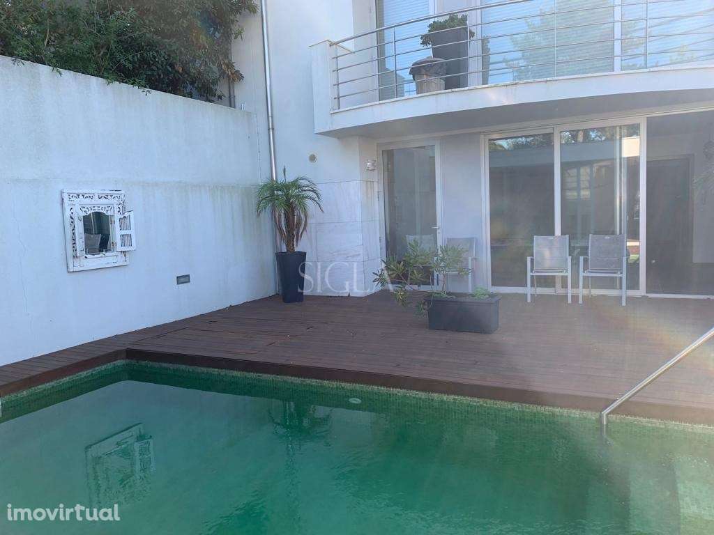 Moradia em Miramar com Piscina - Grande imagem: 2/36