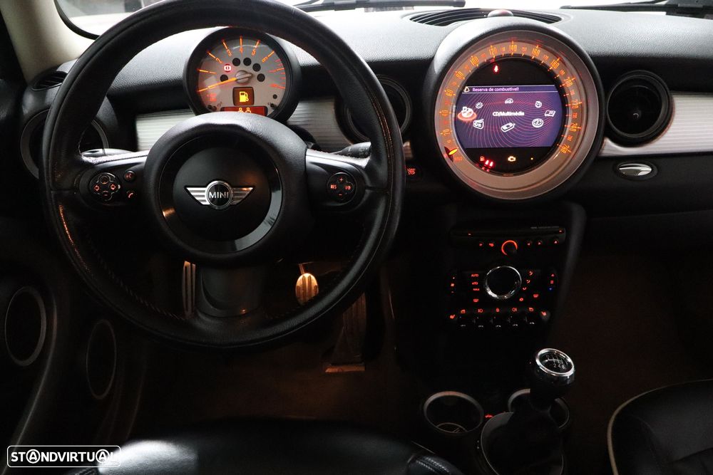MINI 3 Portas Cooper S - 8