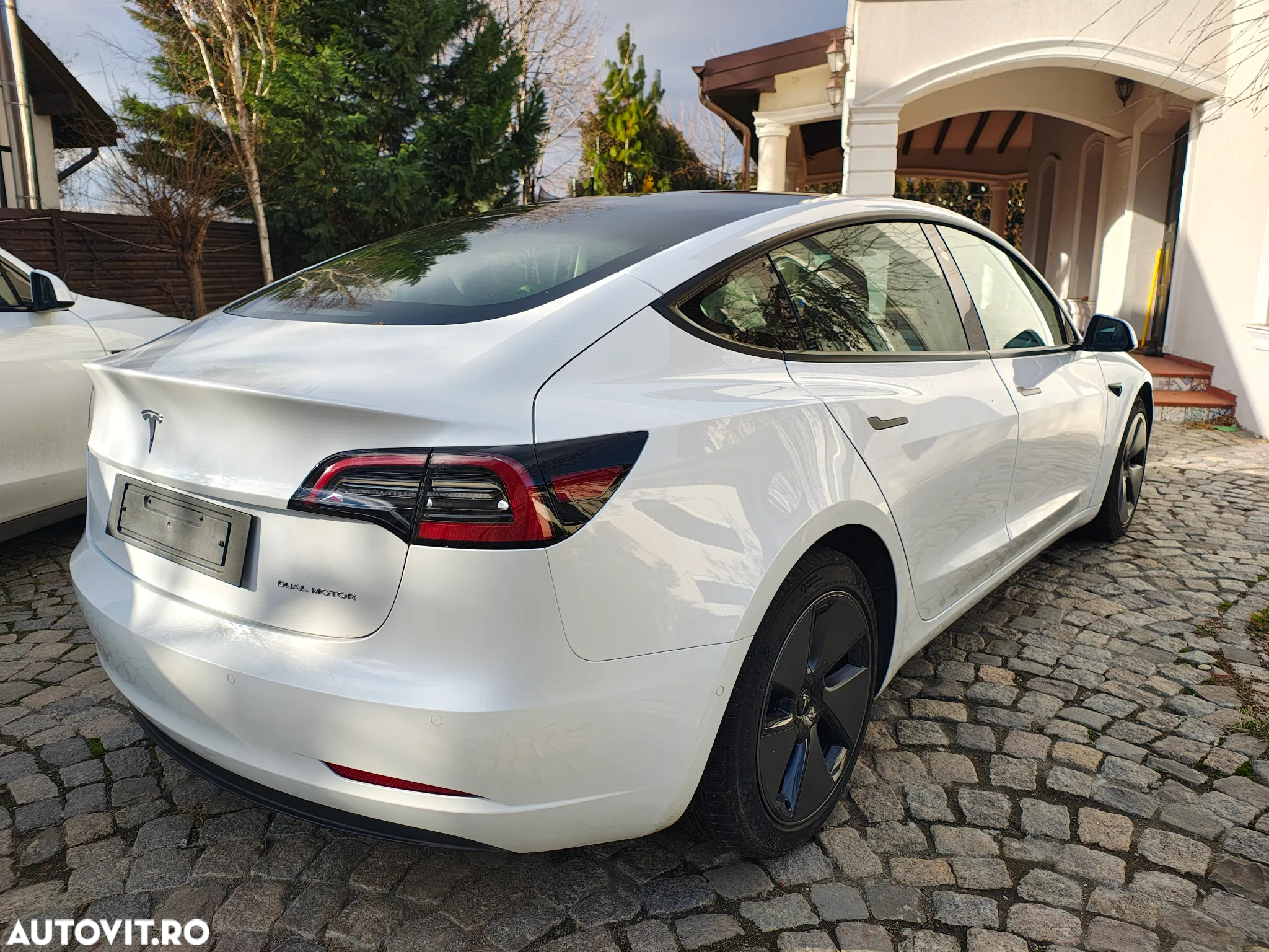 Tesla Model 3 - 21