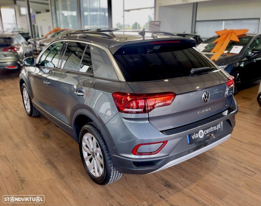 VW T-Roc 1.0 TSI Urban - 30