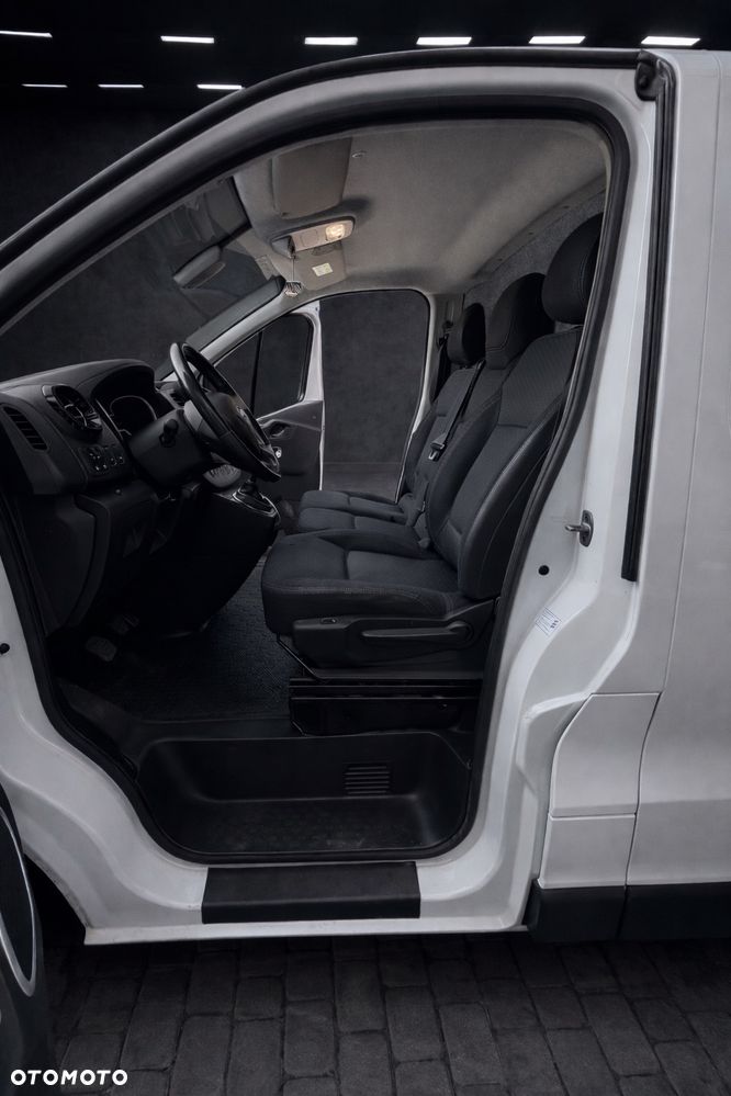 Opel Vivaro - 30