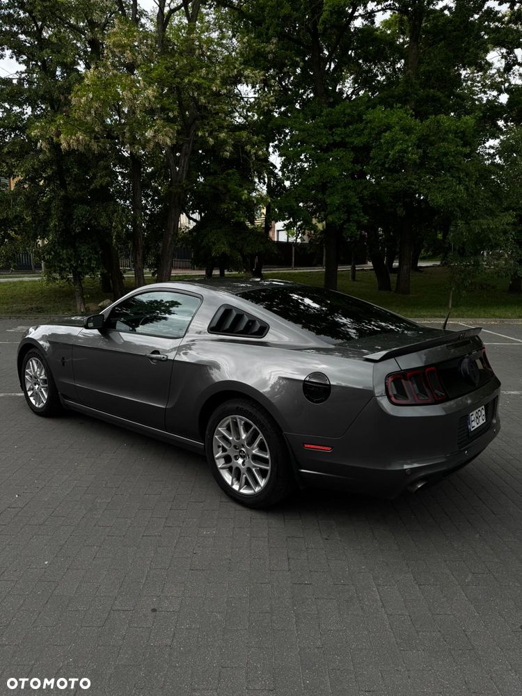 Ford Mustang 3.7 V6 Premium - 3