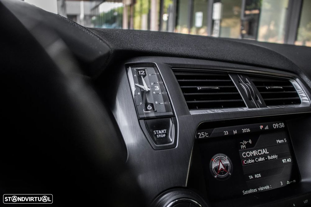 Citroën DS5 2.0 HDi Hy4 So Chic CMP6 102g - 23