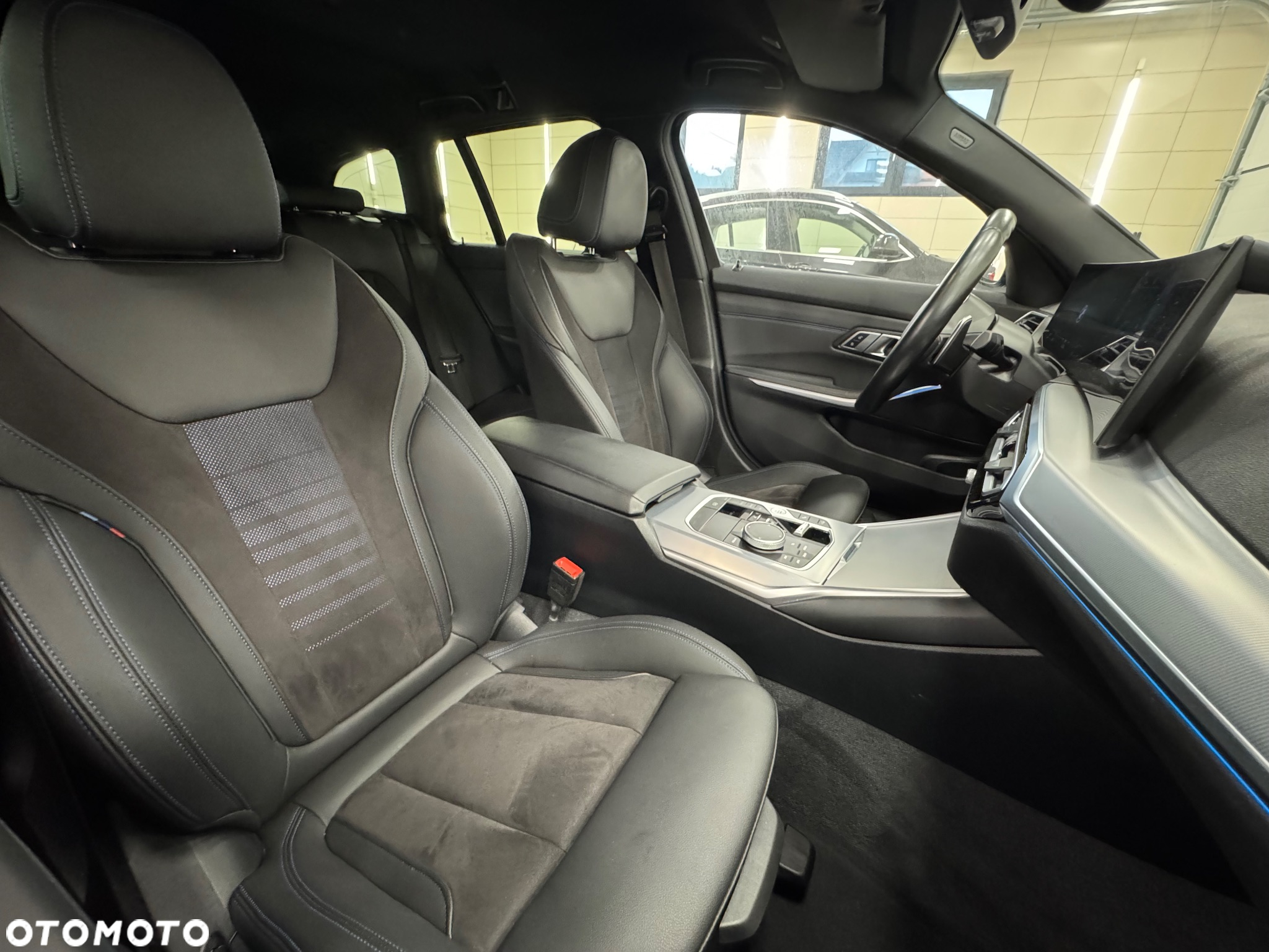 BMW Seria 3 320d xDrive M Sport sport - 21