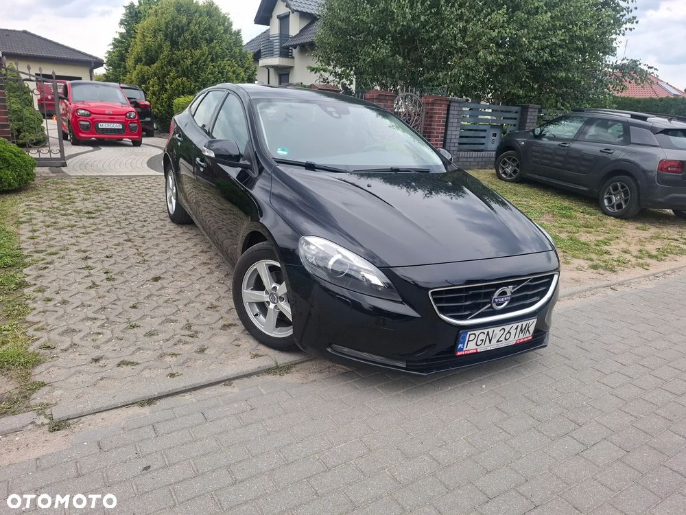 Volvo V40 D2 - 1