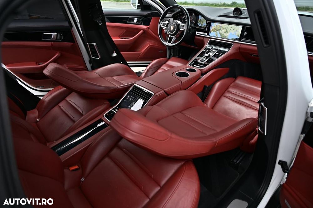 Porsche Panamera - 14